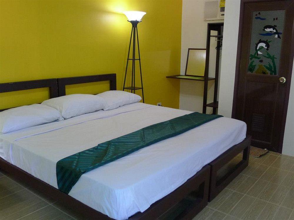 By The Bay, Jacana Bed & Breakfast Puerto Princesa Exterior foto