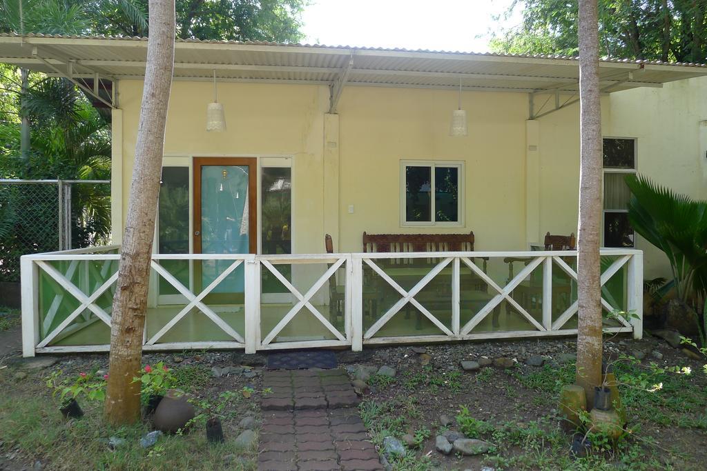 By The Bay, Jacana Bed & Breakfast Puerto Princesa Exterior foto