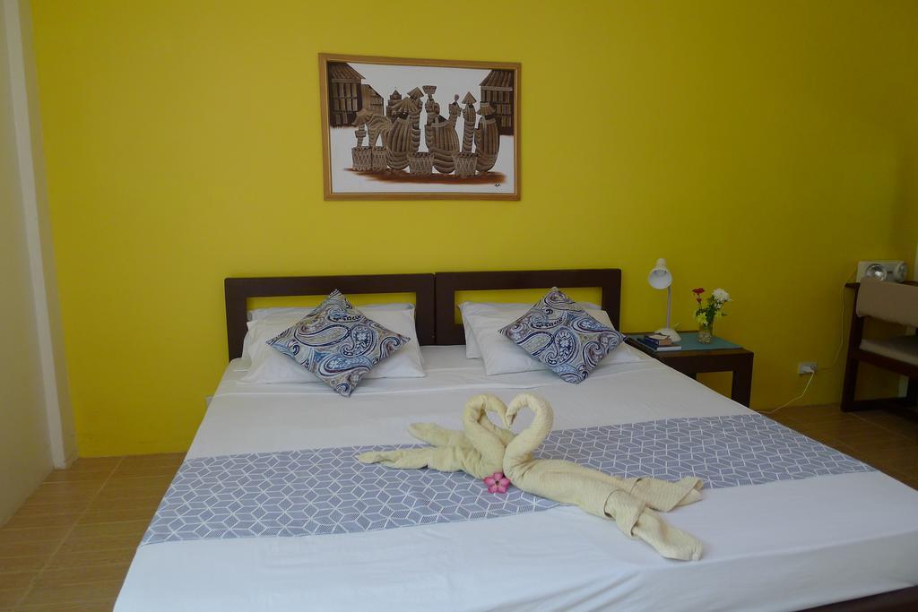 By The Bay, Jacana Bed & Breakfast Puerto Princesa Exterior foto
