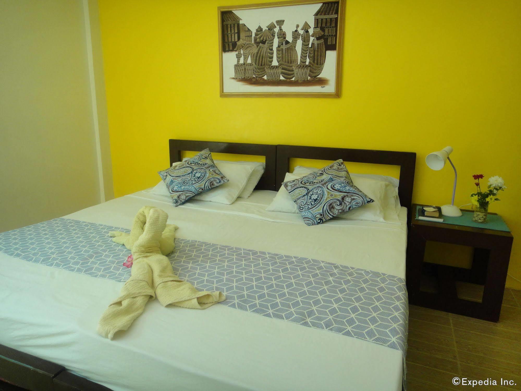 By The Bay, Jacana Bed & Breakfast Puerto Princesa Exterior foto