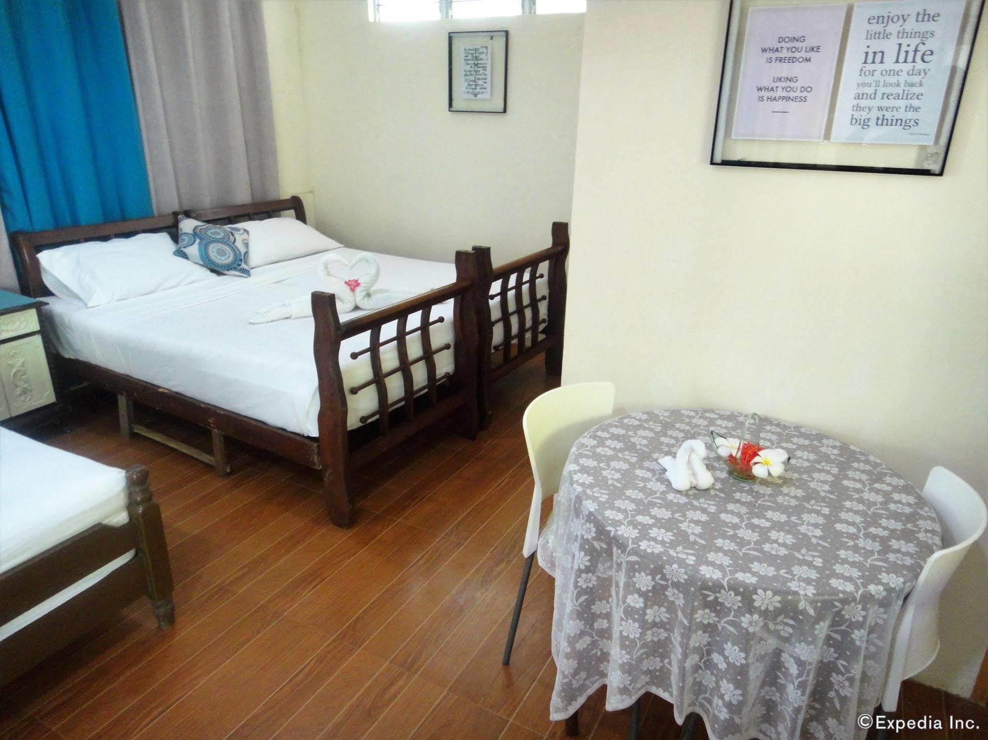 By The Bay, Jacana Bed & Breakfast Puerto Princesa Exterior foto