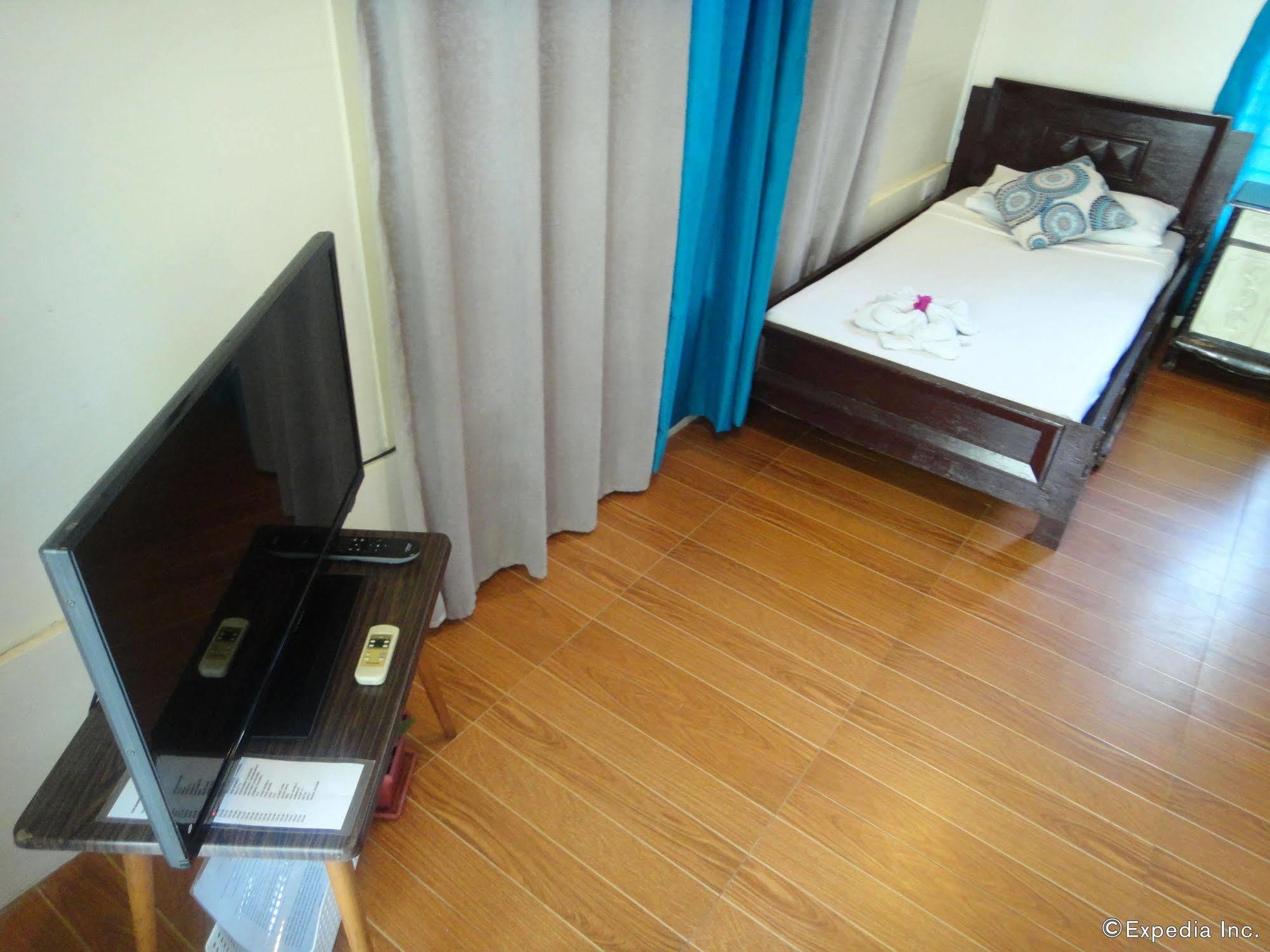 By The Bay, Jacana Bed & Breakfast Puerto Princesa Exterior foto